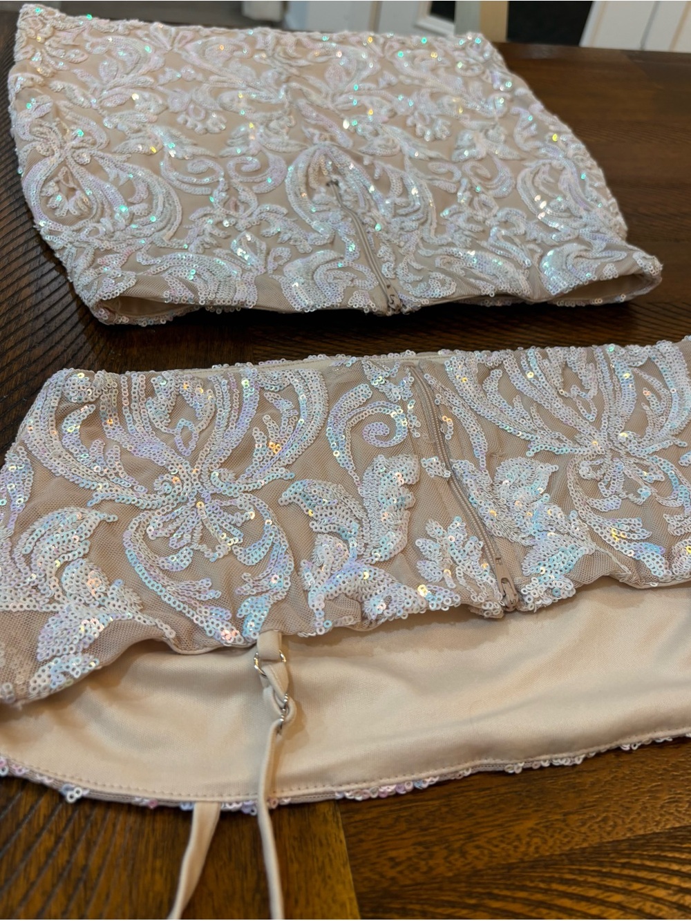 Two piece set. - Picture 4 of 4